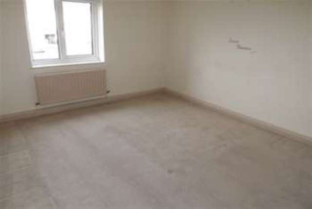  Image of 3 bedroom Flat to rent in Charnwood Avenue Longbenton Newcastle upon Tyne NE12 at Newcastle upon Tyne, NE12 8SH