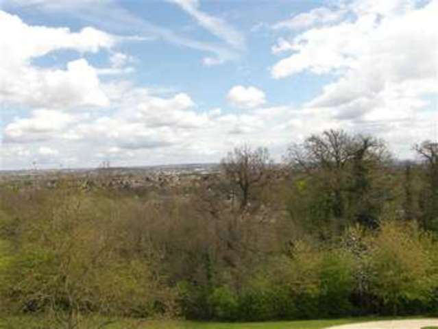  Image of 2 bedroom Apartment to rent in Chasewood Park Sudbury Hill Harrow-on-the-Hill Harrow HA1 at Harrow on the Hill, HA1 3YP