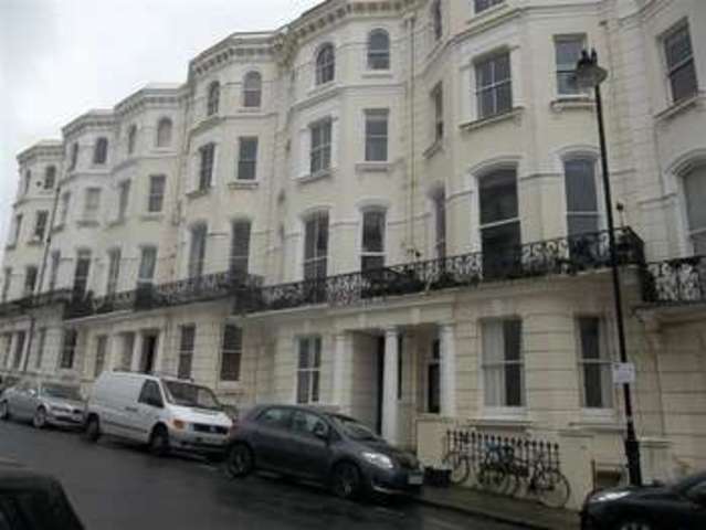  Image of 1 bedroom Apartment to rent in Chesham Place Brighton BN2 at Brighton, BN2 1FB