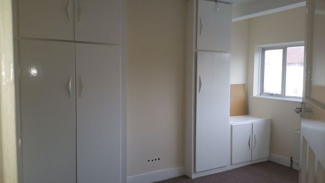  Image of 3 bedroom Detached house to rent in Chichester Road London N9 at Chichester Road Array Lower Edmonton, N9 9DH