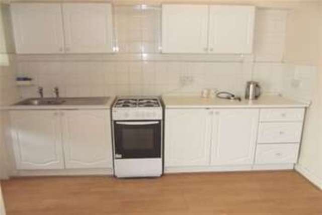  Image of 3 bedroom Detached house to rent in Waverley Avenue London E4 at London, E4 8HS