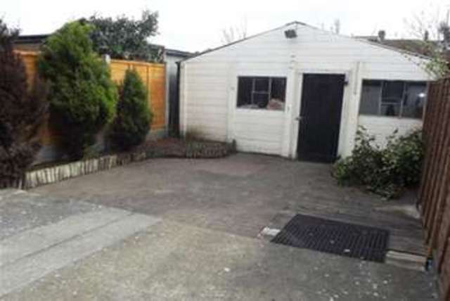 Image of 3 bedroom Detached house to rent in Waverley Avenue London E4 at London, E4 8HS