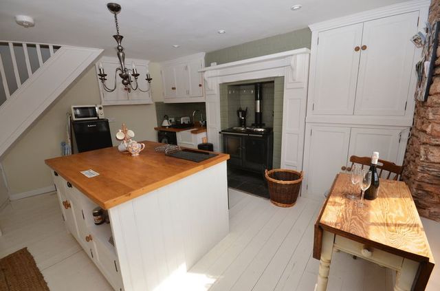 Image of 1 bedroom Terraced house for sale in Church Hill West Brixham TQ5 at Church Hill West  Brixham, TQ5 8EY
