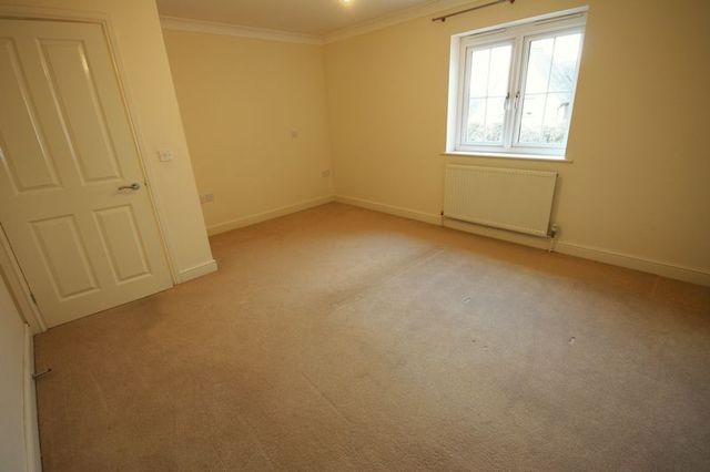  Image of 1 bedroom Flat to rent in Church Road Radley Abingdon OX14 at Church Road Radley Abingdon, OX14 3GN