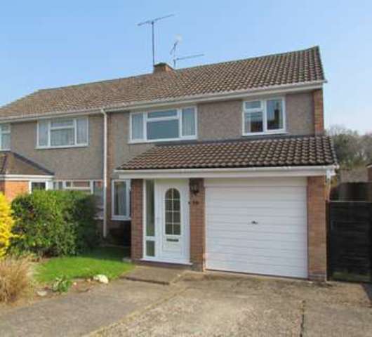  Image of 3 bedroom Semi-Detached house to rent in Churchill Crescent Sonning Common Reading RG4 at Sonning Common  Reading, RG4 9RX