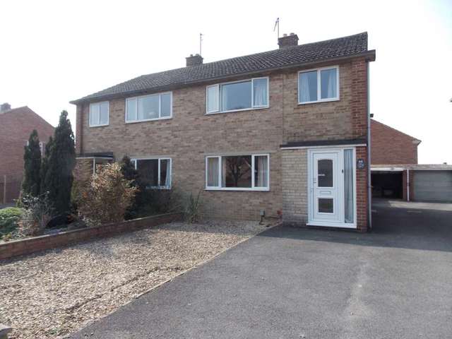  Image of 3 bedroom Semi-Detached house for sale in Churchill Road Bicester OX26 at Churchill Rd  Bicester, OX26 4UB