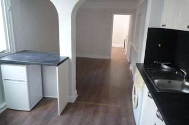 Image of 1 bedroom Apartment to rent in Chute Street Exeter EX1 at Chute Street  Exeter, EX1 2BZ