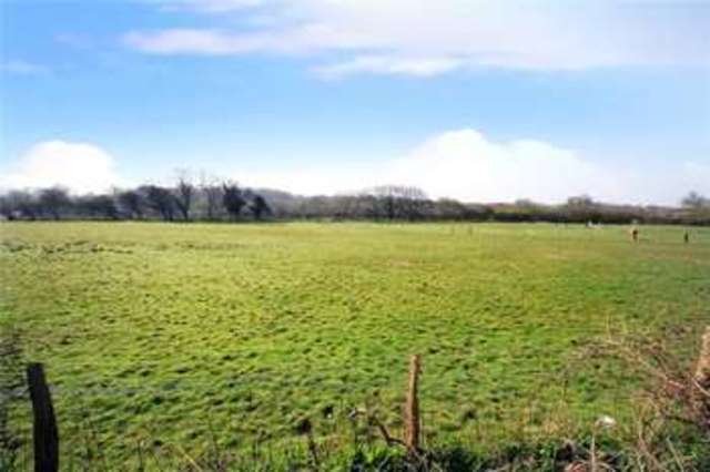  Image of 4 bedroom End of Terrace for sale in Clapham Common Clapham Worthing BN13 at Clapham Worthing Clapham, BN13 3UR