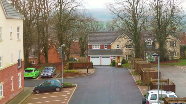  Image of 2 bedroom Flat to rent in Clarendon Gardens Bromley Cross Bolton BL7 at Hospital Road Bromley Cross Toppings, BL7 9GX