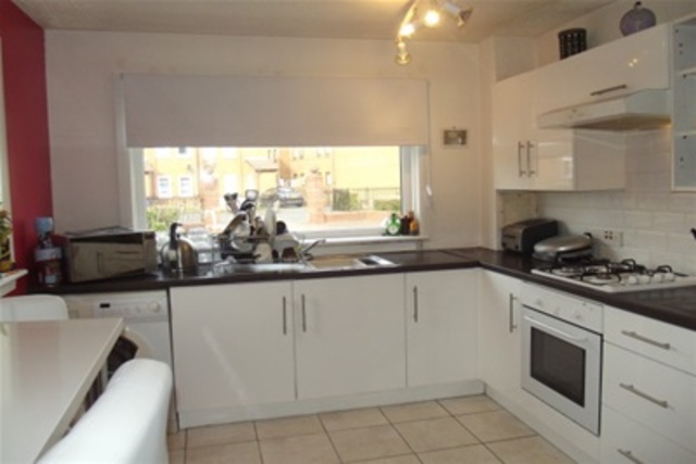 Image of 2 bedroom Detached house to rent in Claythorn Avenue Glasgow G40 at Calton Glasgow Glasgow, G40 2HB