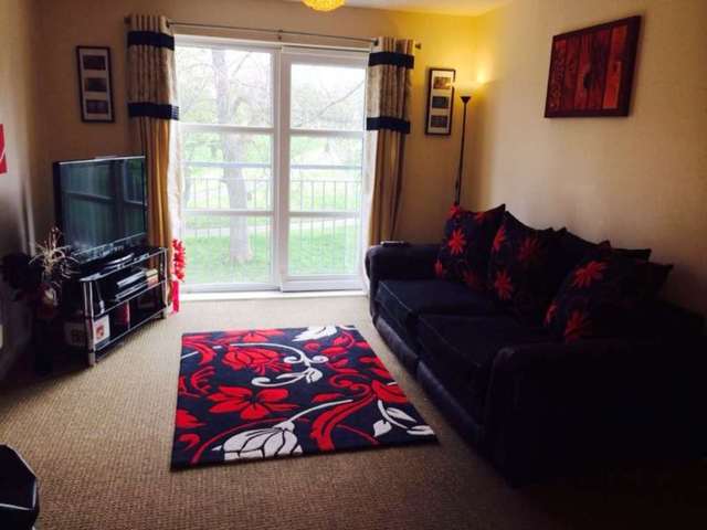  Image of 1 bedroom Apartment to rent in Tattershall Court Stoke-on-Trent ST4 at Cliffe Vale Stoke On Trent, ST4 7GH