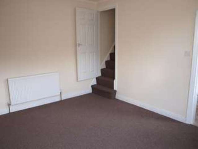 Image of 2 bedroom Terraced house for sale in Clifton Avenue Leeds LS9 at Harehills  Harehills, LS9 6EX