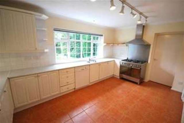  Image of 5 bedroom Detached house to rent in Pine Walk Cobham KT11 at Cobham, KT11 2HJ