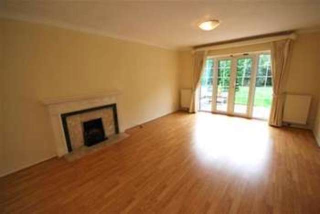  Image of 5 bedroom Detached house to rent in Pine Walk Cobham KT11 at Cobham, KT11 2HJ