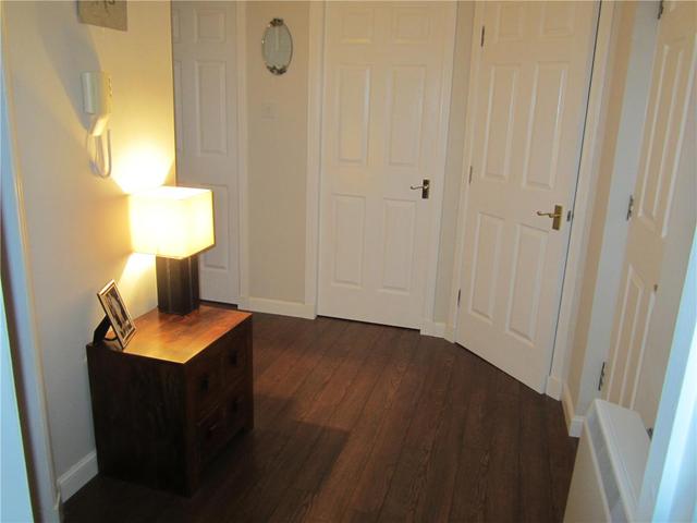  Image of 2 bedroom Flat to rent in Columbia Avenue Livingston EH54 at Livingston West Lothian West Lothian, EH54 6PR