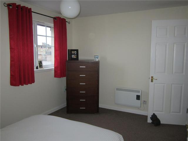  Image of 2 bedroom Flat to rent in Columbia Avenue Livingston EH54 at Livingston West Lothian West Lothian, EH54 6PR