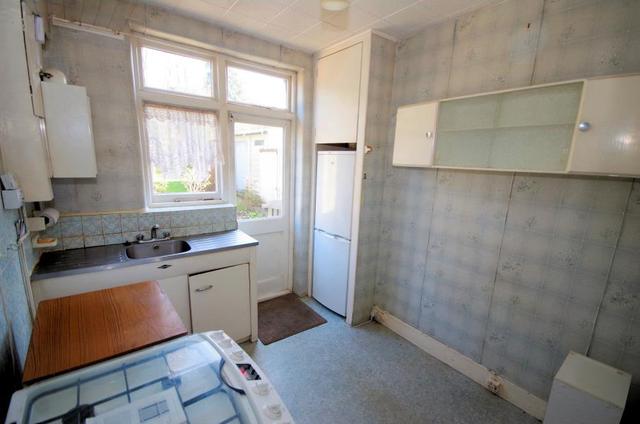  Image of 3 bedroom Detached house for sale in Courthouse Road London N12 at London, N12 7PJ