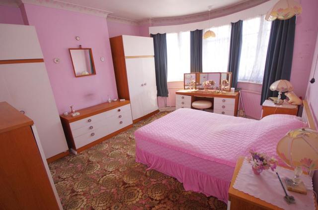  Image of 3 bedroom Detached house for sale in Courthouse Road London N12 at London, N12 7PJ