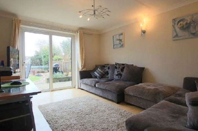  Image of 4 bedroom Detached house to rent in Galaxie Road Cowplain Waterlooville PO8 at Cowplain Hampshire Waterlooville, PO8 9AR