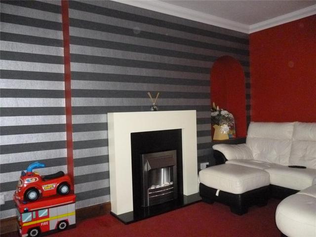  Image of 3 bedroom Terraced house to rent in Craigbank Street Larkhall ML9 at Larkhall South Lanarkshire South Lanarkshire, ML9 1JS