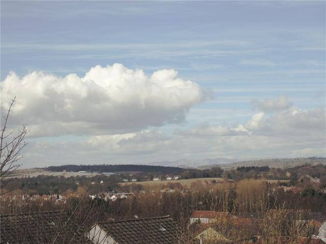  Image of 3 bedroom Flat to rent in Craigmount Hill Edinburgh EH4 at Corstorphine Edinburgh Edinburgh, EH4 8HW