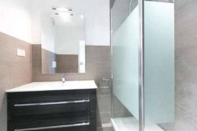  Image of 1 bedroom Flat for sale in Cromwell Road London SW5 at Earls Court London Earl