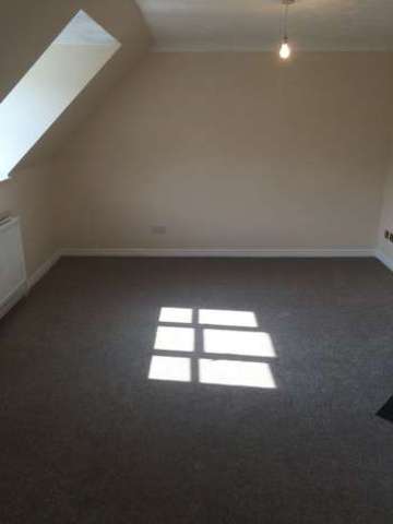  Image of 2 bedroom Flat to rent in Cross Lane Norwich NR3 at Norwich Norfolk, NR3 1BU