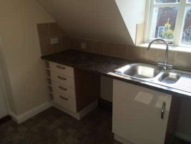  Image of 2 bedroom Flat to rent in Cross Lane Norwich NR3 at Norwich Norfolk, NR3 1BU