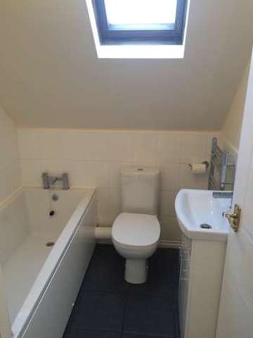  Image of 2 bedroom Flat to rent in Cross Lane Norwich NR3 at Norwich Norfolk, NR3 1BU