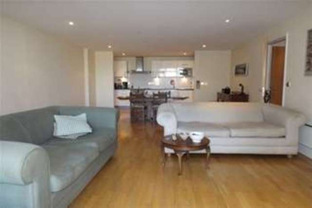  Image of 2 bedroom Flat to rent in West Bute Street Cardiff CF10 at Cardiff, CF10 5LL