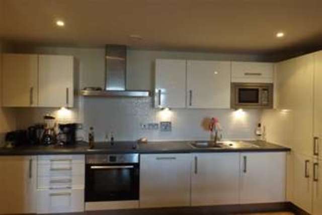 Image of 2 bedroom Flat to rent in West Bute Street Cardiff CF10 at Cardiff, CF10 5LL