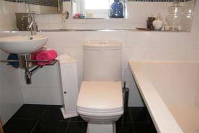  Image of 3 bedroom Detached house to rent in Dalehead Grove Leigh WN7 at Leigh, WN7 4QQ