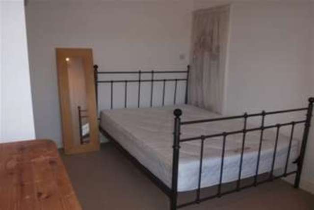  Image of 2 bedroom Terraced house to rent in Dalton Street Eccles Manchester M30 at Manchester, M30 9PB