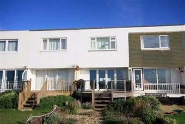  Image of 3 bedroom Detached house to rent in Dane Close Seaford BN25 at Seaford, BN25 1EB