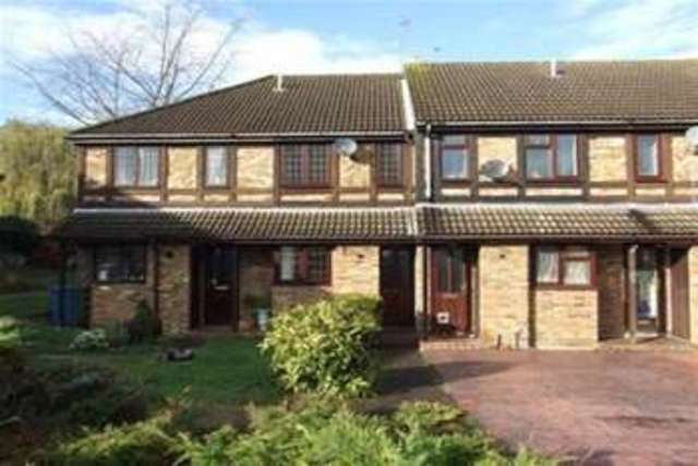 Image of 2 bedroom Terraced house to rent in Daventry Court Bracknell RG42 at Bracknell, RG42 2AF
