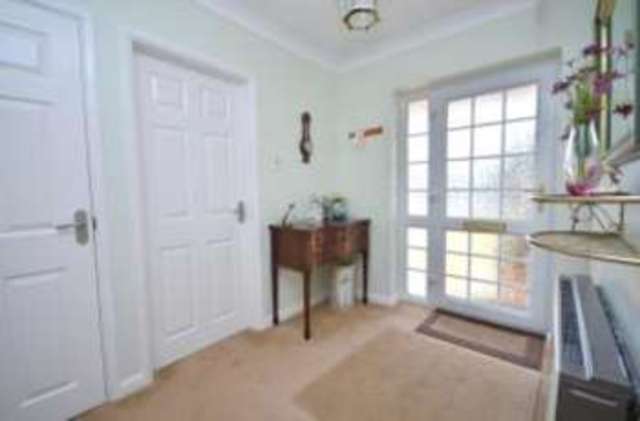  Image of 3 bedroom Bungalow for sale in Viceroy Close Dersingham King