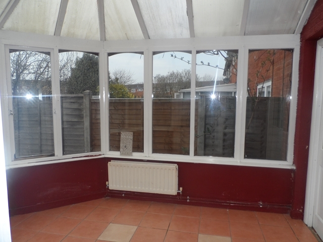  Image of 4 bedroom Terraced house to rent in Dilliars Walk West Bromwich B70 at Dilliars Walk  West Bromwich, B70 0BJ
