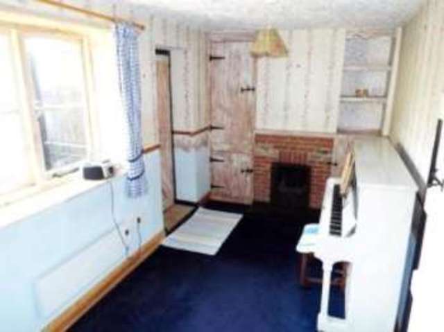  Image of 3 bedroom Semi-Detached house for sale in Station Road Docking King
