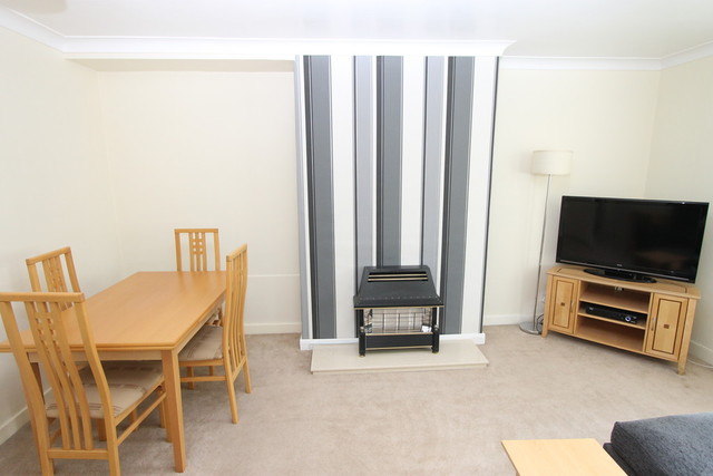  Image of 2 bedroom Flat to rent in Dodside Gardens Glasgow G32 at Shettleston Glasgow Glasgow, G32 9EH