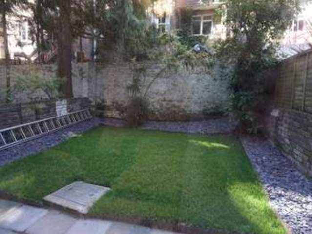  Image of 1 bedroom Flat to rent in Dudley Road Tunbridge Wells TN1 at Tunbridge Wells Kent Royal Tunbridge Wells, TN1 1LE