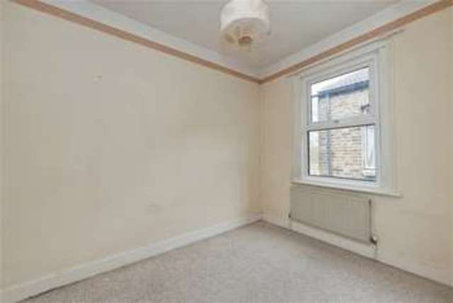  Image of 2 bedroom Maisonette for sale in Durban Road London SE27 at West Norwood, SE27 9RP