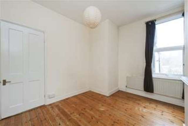  Image of 2 bedroom Maisonette for sale in Durban Road London SE27 at West Norwood, SE27 9RP