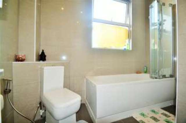  Image of 5 bedroom Detached house to rent in Durnsford Road London SW19 at Wimbledon Park, SW19 8DT