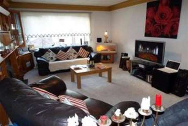  Image of 2 bedroom Flat to rent in East Street Waterloo Liverpool L22 at Liverpool, L22 8QR