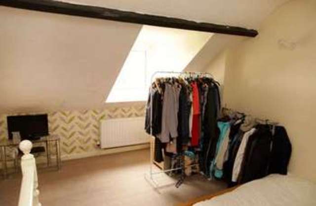  Image of 2 bedroom Terraced house for sale in Eastern Terrace Lincoln LN5 at Eastern Terrace  Lincoln, LN5 7YA
