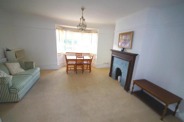  Image of 2 bedroom Flat to rent in Elm Park Road London N3 at London, N3 1ED