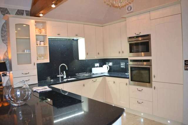  Image of 2 bedroom Semi-Detached house to rent in Emmington Chinnor OX39 at Emmington Chinnor, OX39 4AA