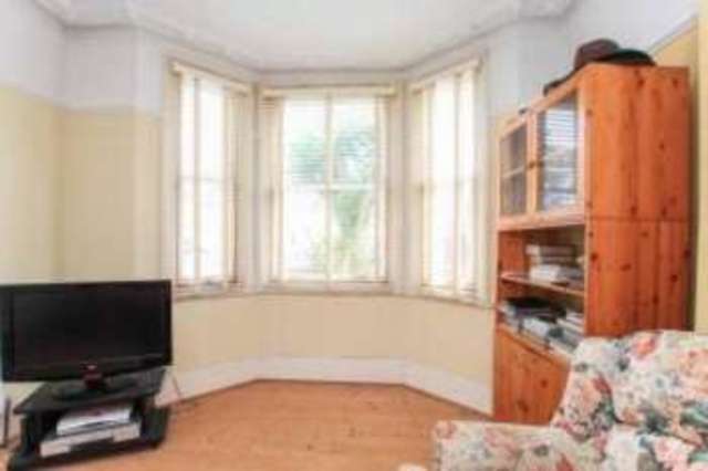  Image of 3 bedroom End of Terrace for sale in Eriswell Road Worthing BN11 at Worthing West Sussex Worthing, BN11 3HP