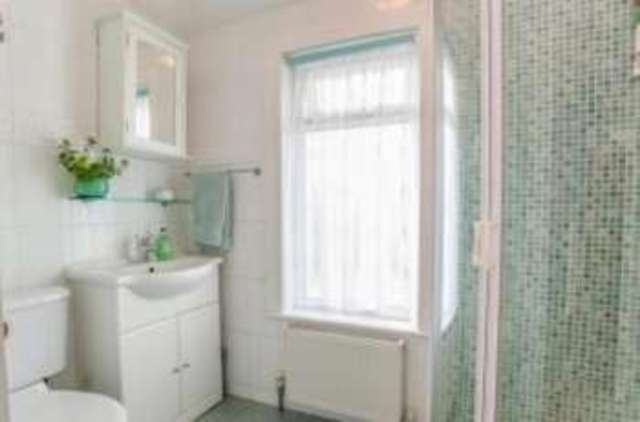  Image of 3 bedroom Semi-Detached house for sale in Eynsford Road Greenhithe DA9 at Greenhithe Kent Greenhithe, DA9 9HB