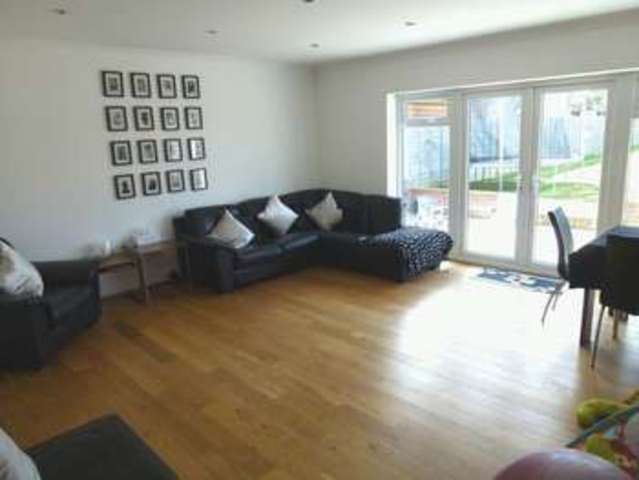  Image of 3 bedroom Detached house for sale in Orchard Close Fetcham Leatherhead KT22 at Orchard Close  Fetcham, KT22 9JB